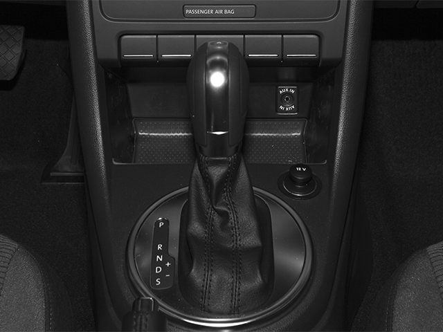 2013 Volkswagen Beetle 2.5L w/Sun