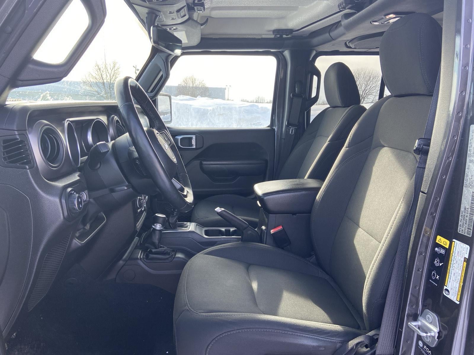 2022 Jeep Gladiator Sport S