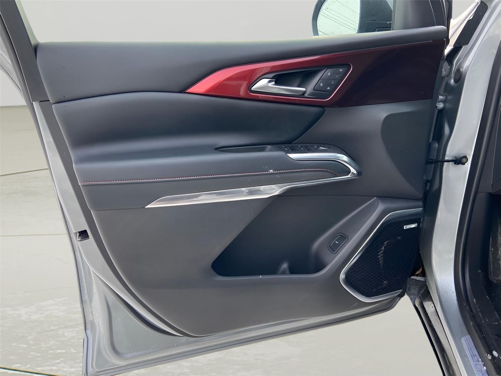 2025 Chevrolet Traverse AWD RS