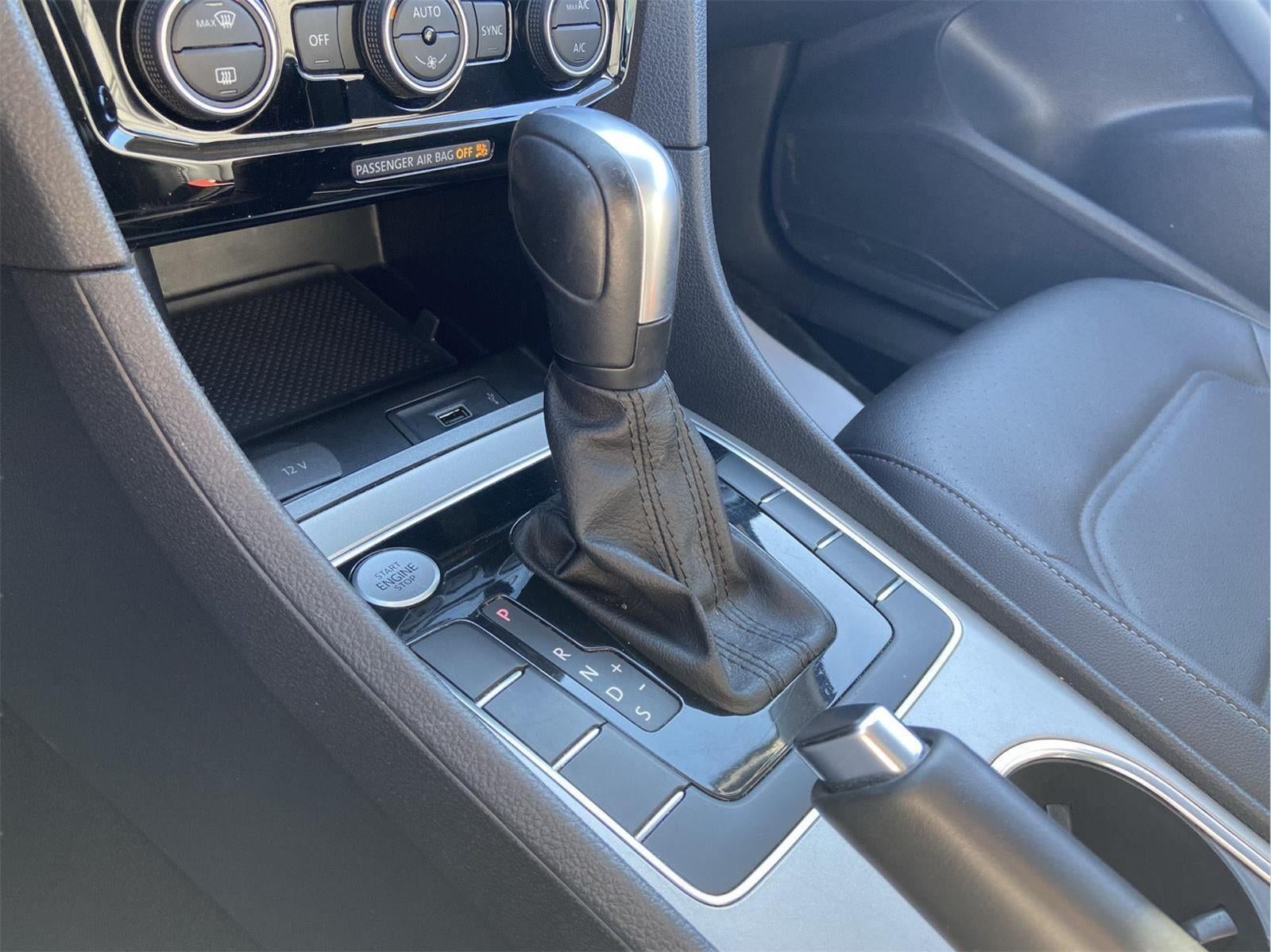 2021 Volkswagen Passat 2.0T SE