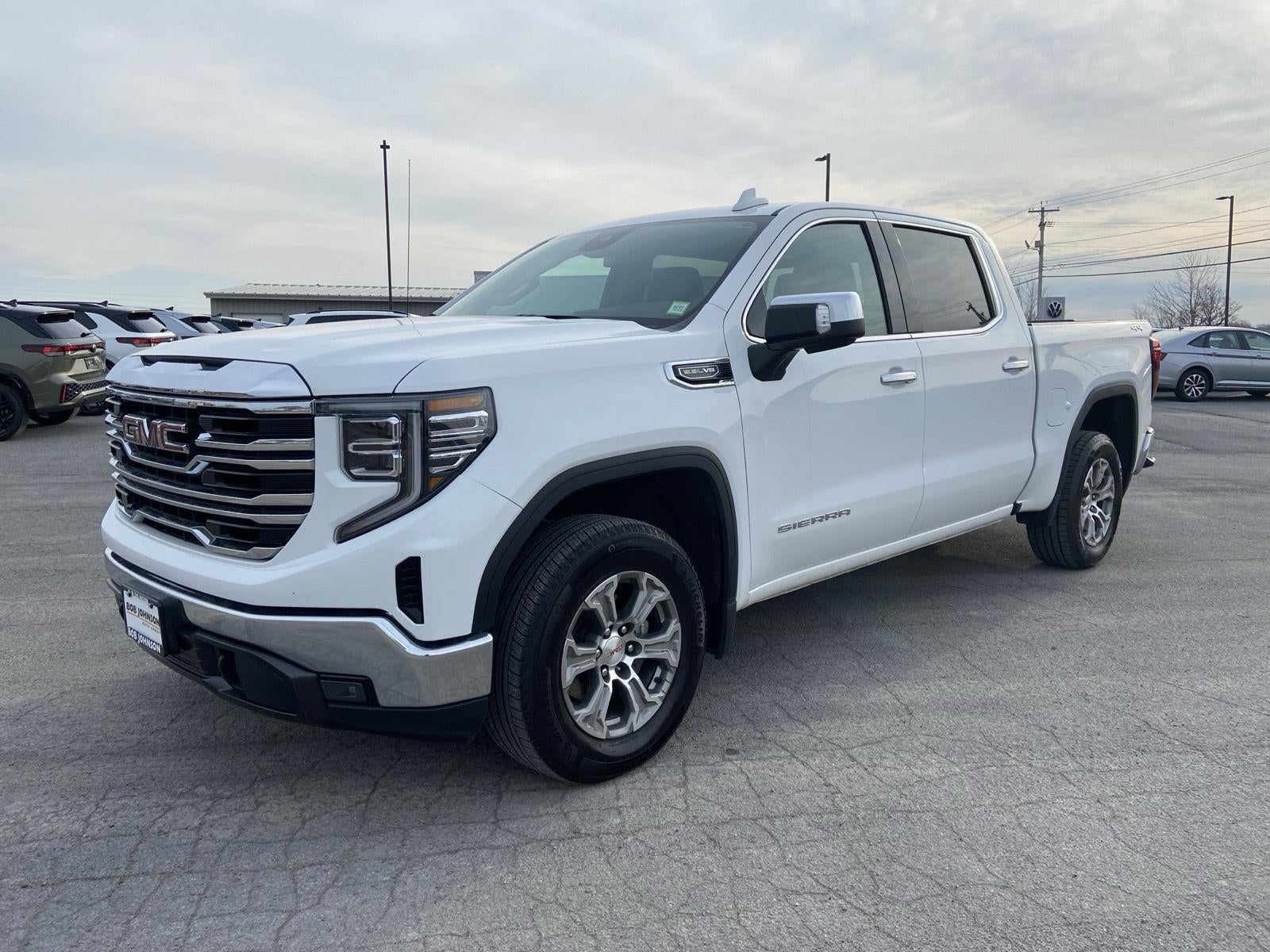 2025 GMC Sierra 1500 SLT