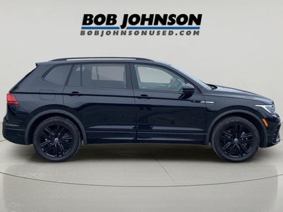 2022 Volkswagen Tiguan SE R-Line Black