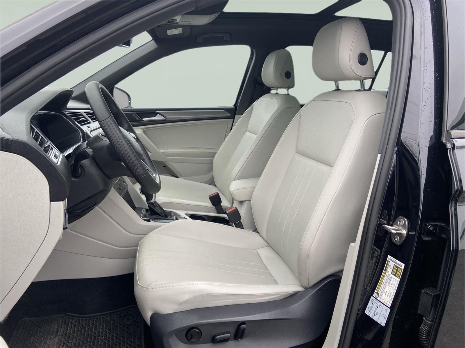 2022 Volkswagen Tiguan SE R-Line Black