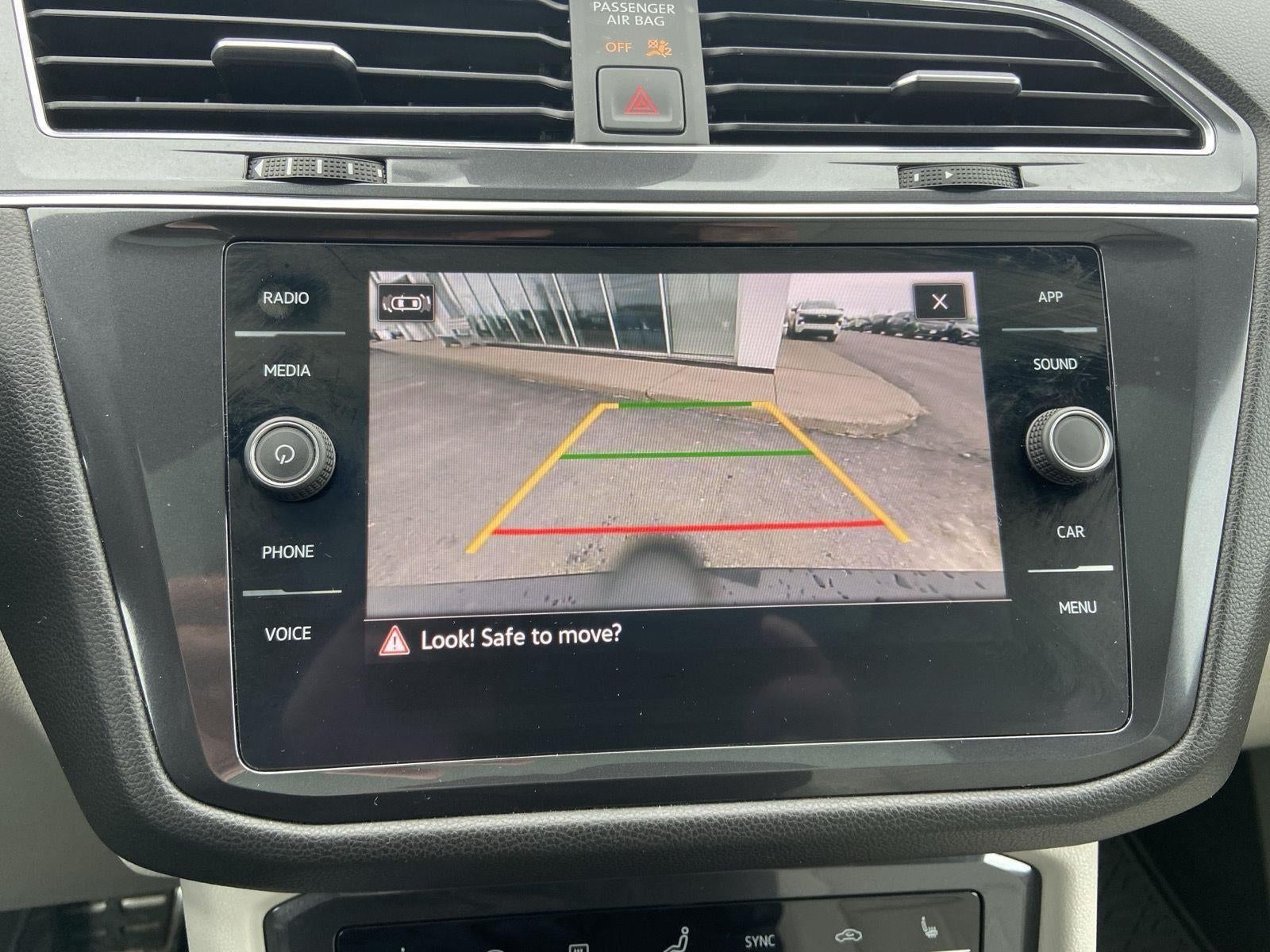 2022 Volkswagen Tiguan SE R-Line Black