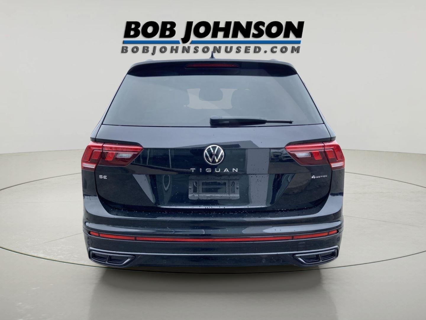 2022 Volkswagen Tiguan SE R-Line Black