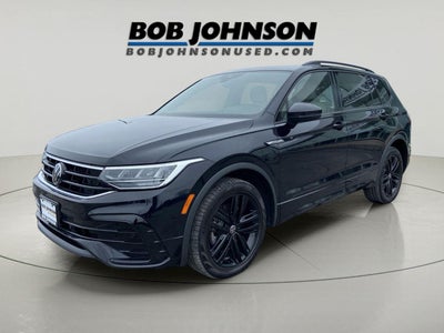 2022 Volkswagen Tiguan SE R-Line Black