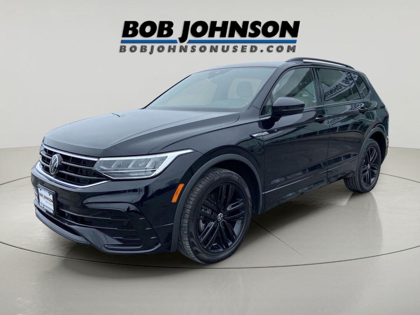 2022 Volkswagen Tiguan SE R-Line Black