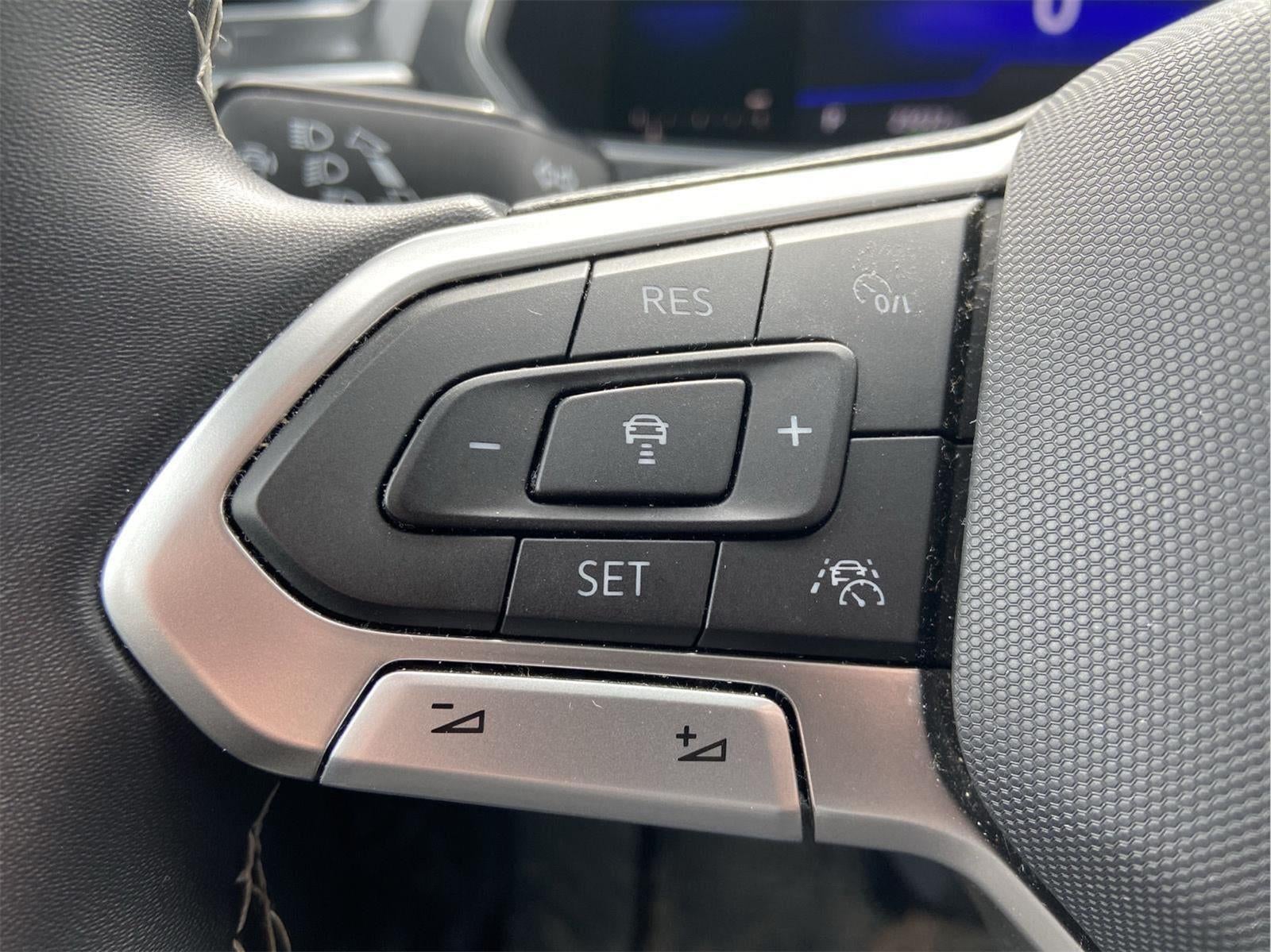 2023 Volkswagen Tiguan SE