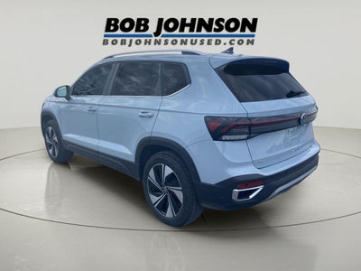 2025 Volkswagen Taos SE