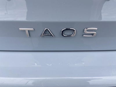 2025 Volkswagen Taos SE