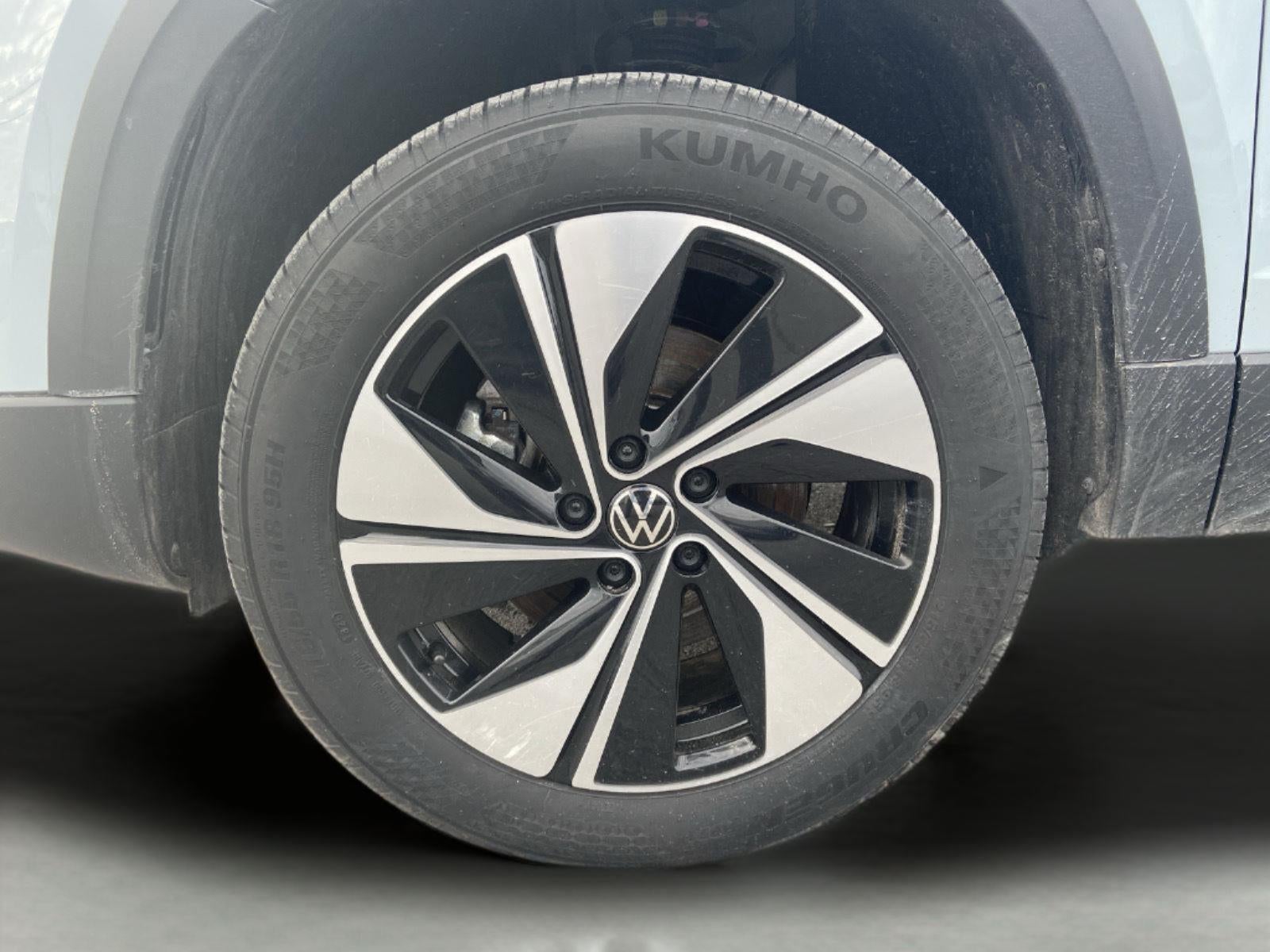 2025 Volkswagen Taos SE