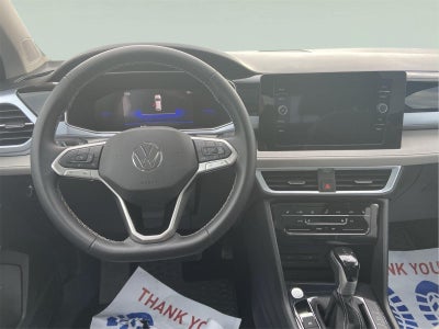 2025 Volkswagen Taos SE