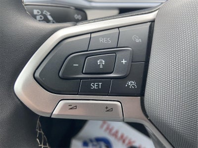 2025 Volkswagen Taos SE