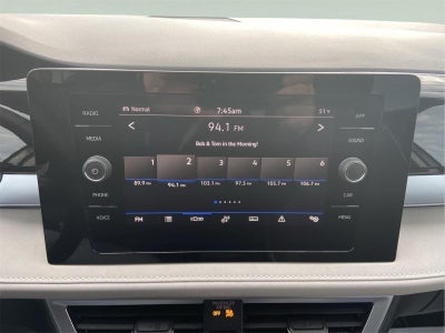 2025 Volkswagen Taos SE