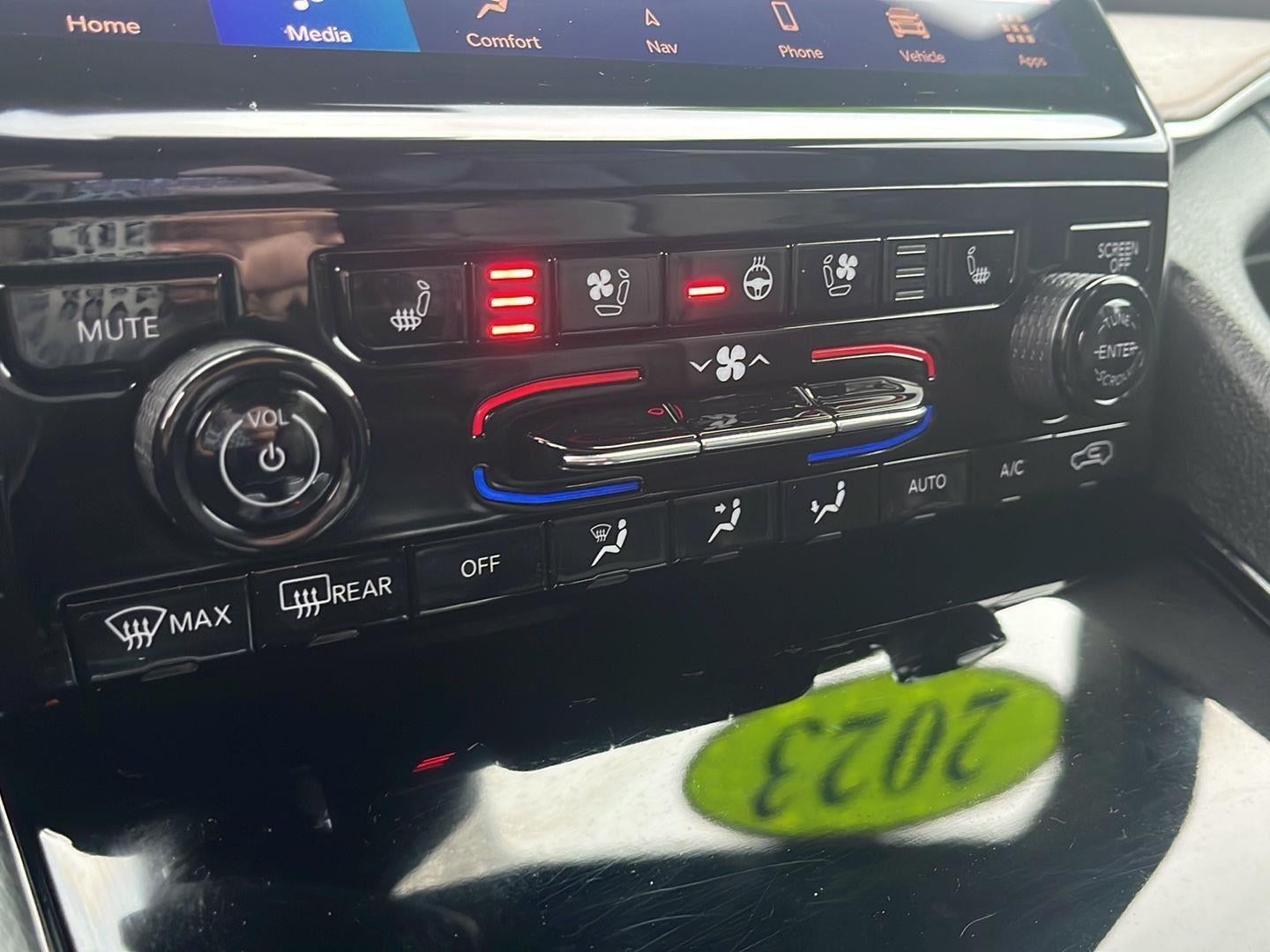 2023 Jeep Grand Cherokee Summit