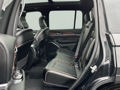 2023 Jeep Grand Cherokee Summit