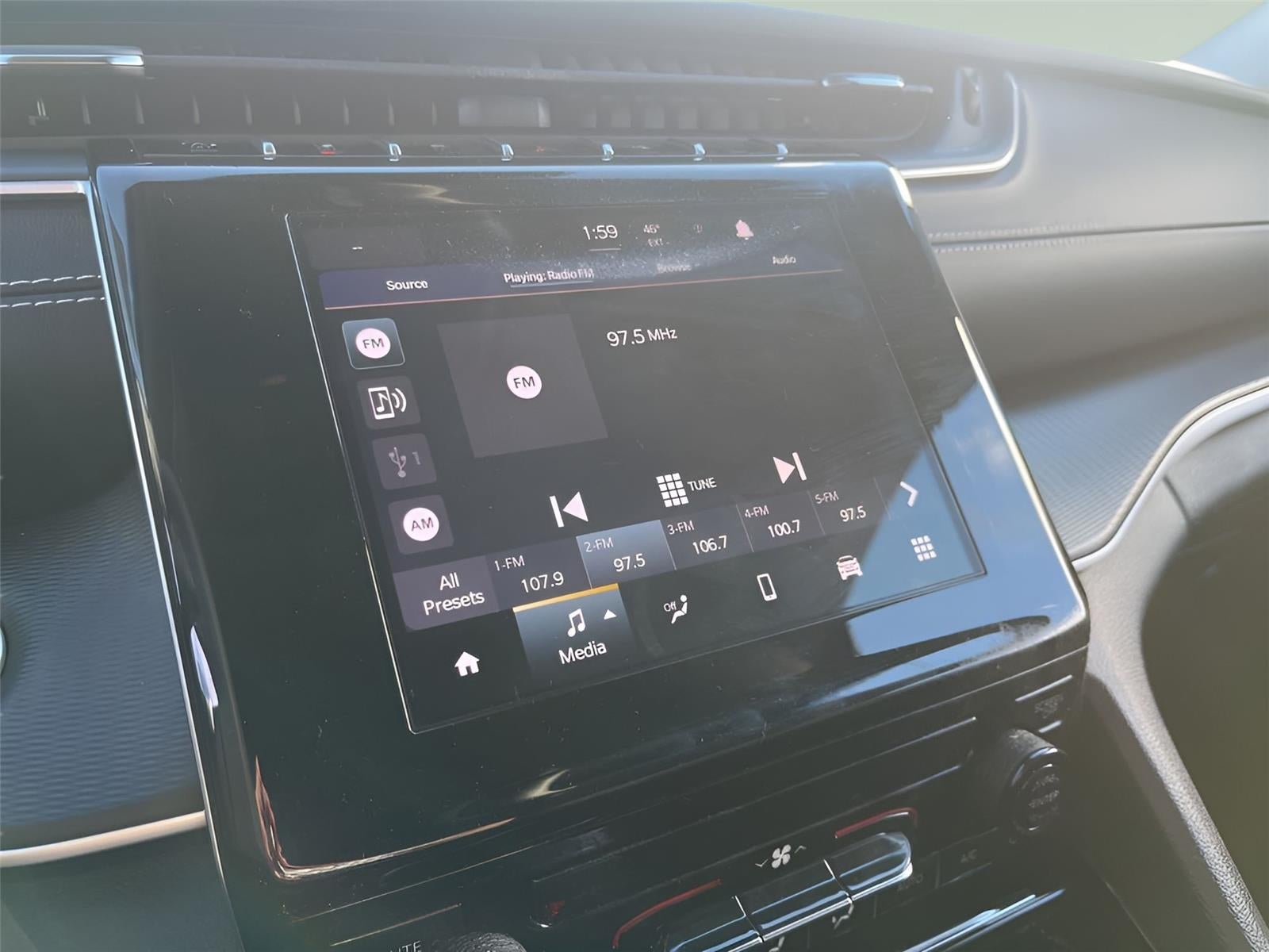 2023 Jeep Grand Cherokee L Laredo