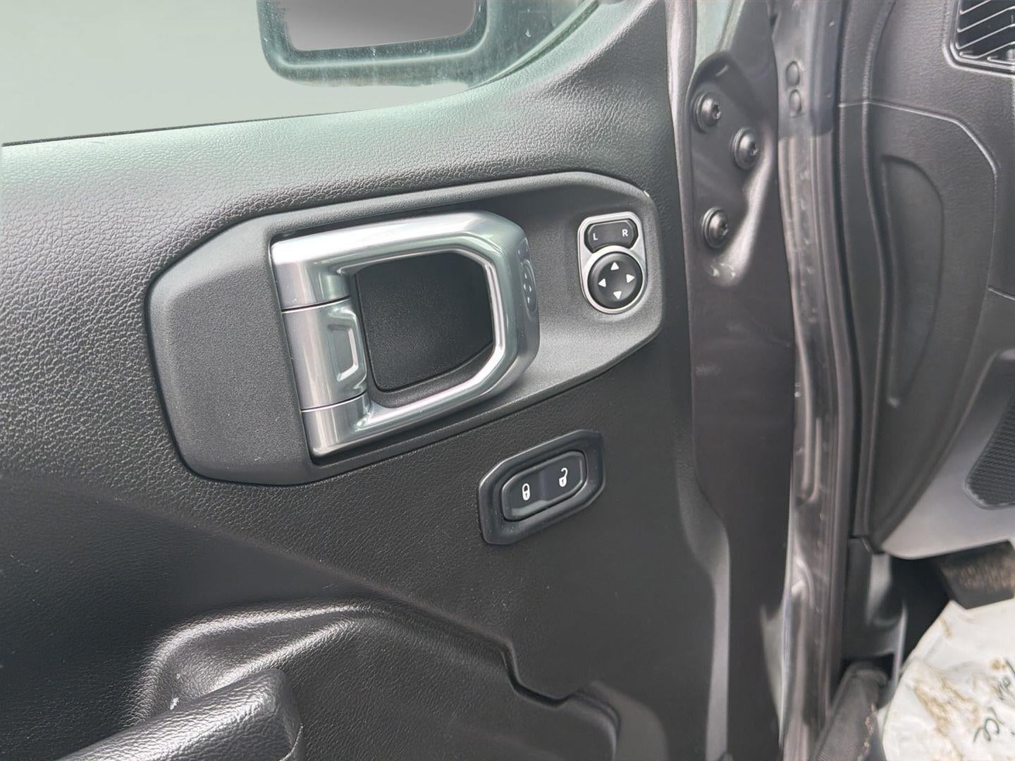 2025 Jeep Wrangler 4xe Willys