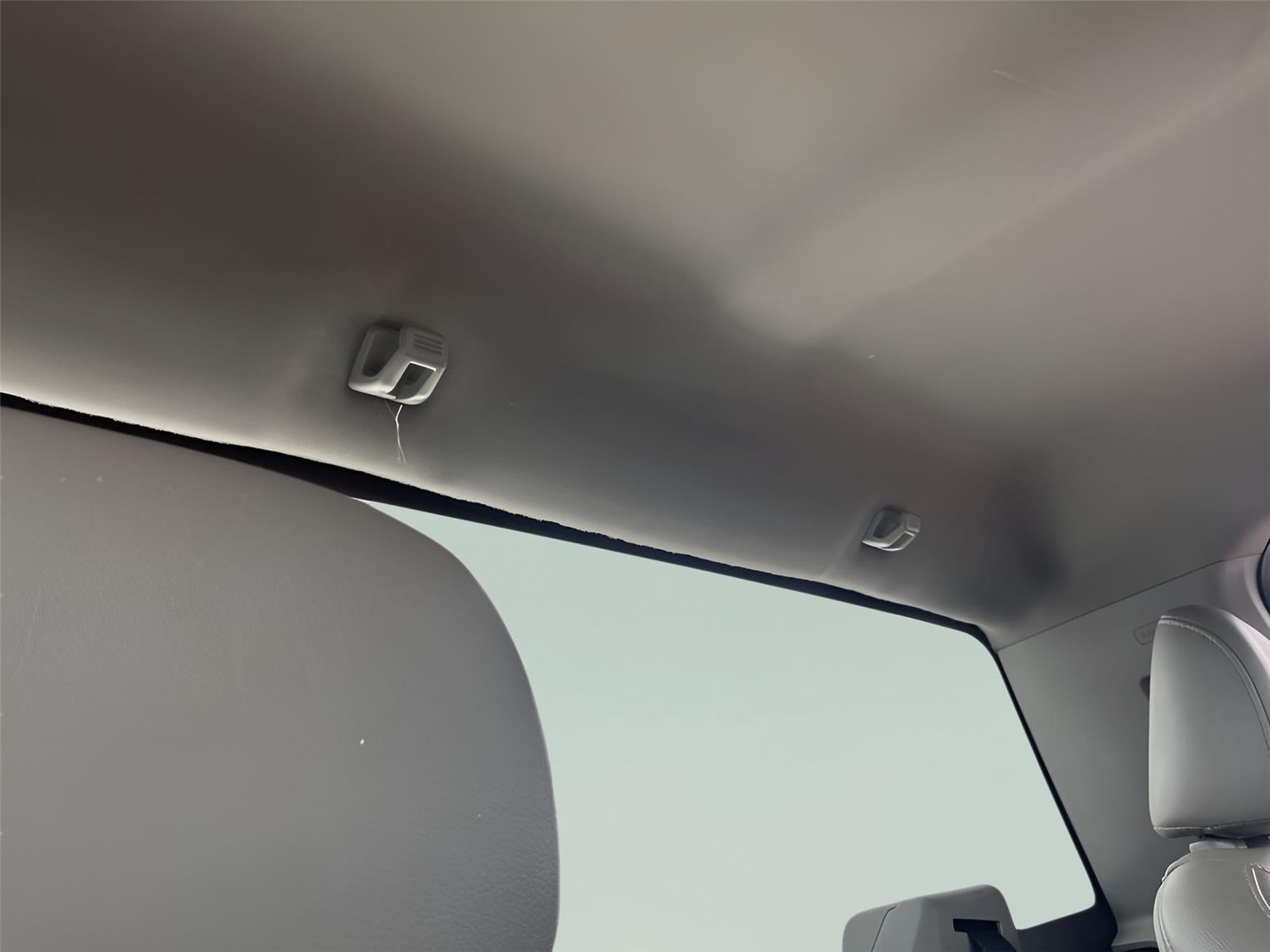 2022 Ford Super Duty F-350 SRW XL Flat bed with Plow