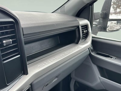 2025 Ford Super Duty F-250 SRW XL