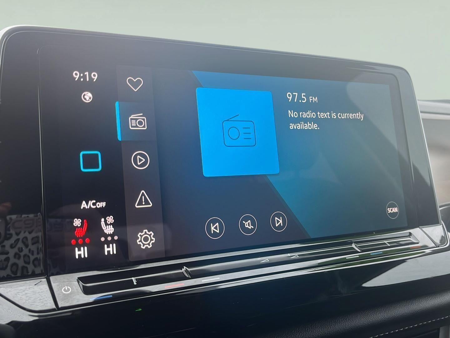 2024 Volkswagen Atlas 2.0T SE