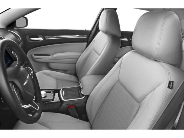 2021 Chrysler 300 Touring L