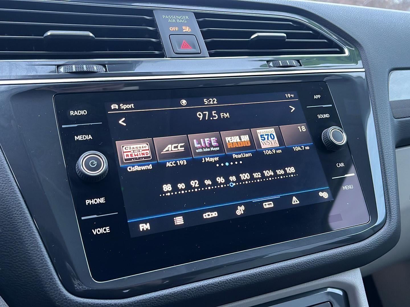 2022 Volkswagen Tiguan SE