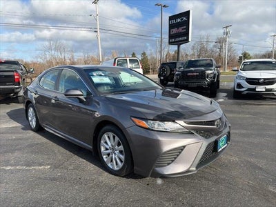 2018 Toyota Camry SE