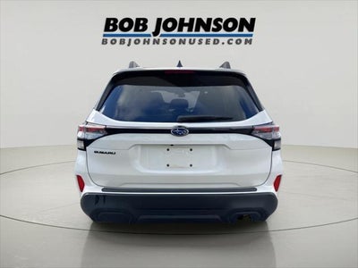 2025 Subaru Forester Premium