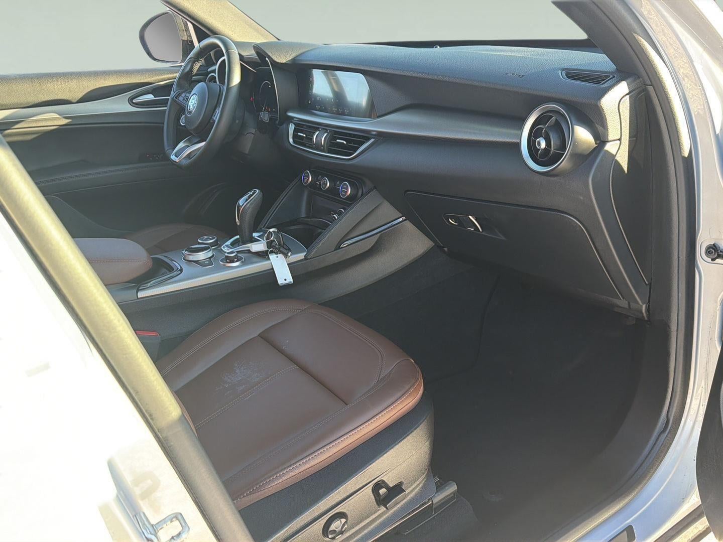 2024 Alfa Romeo Stelvio Ti