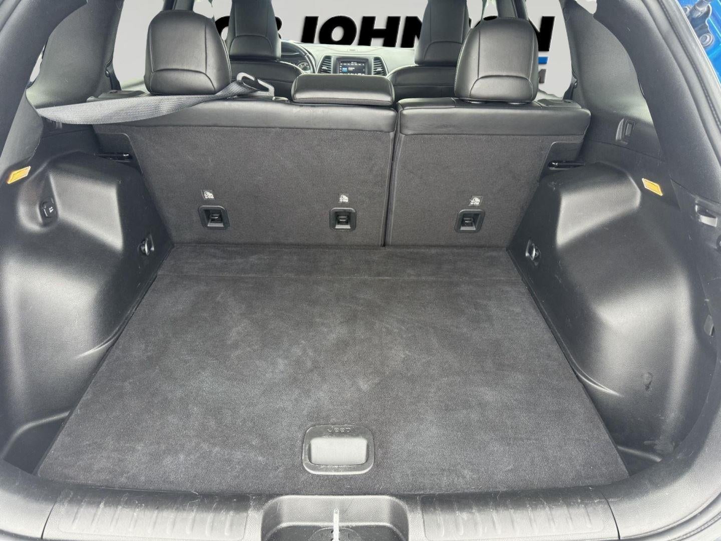 2021 Jeep Cherokee Altitude