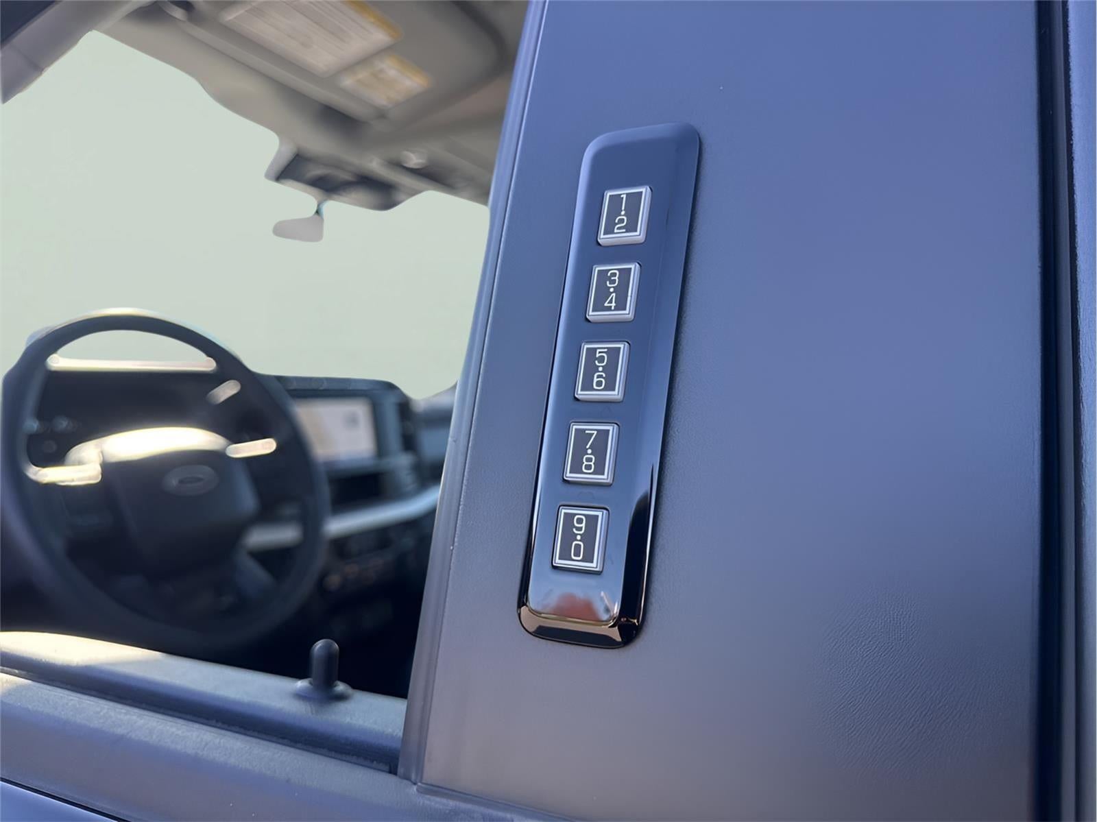 2024 Ford Super Duty F-250 XLT