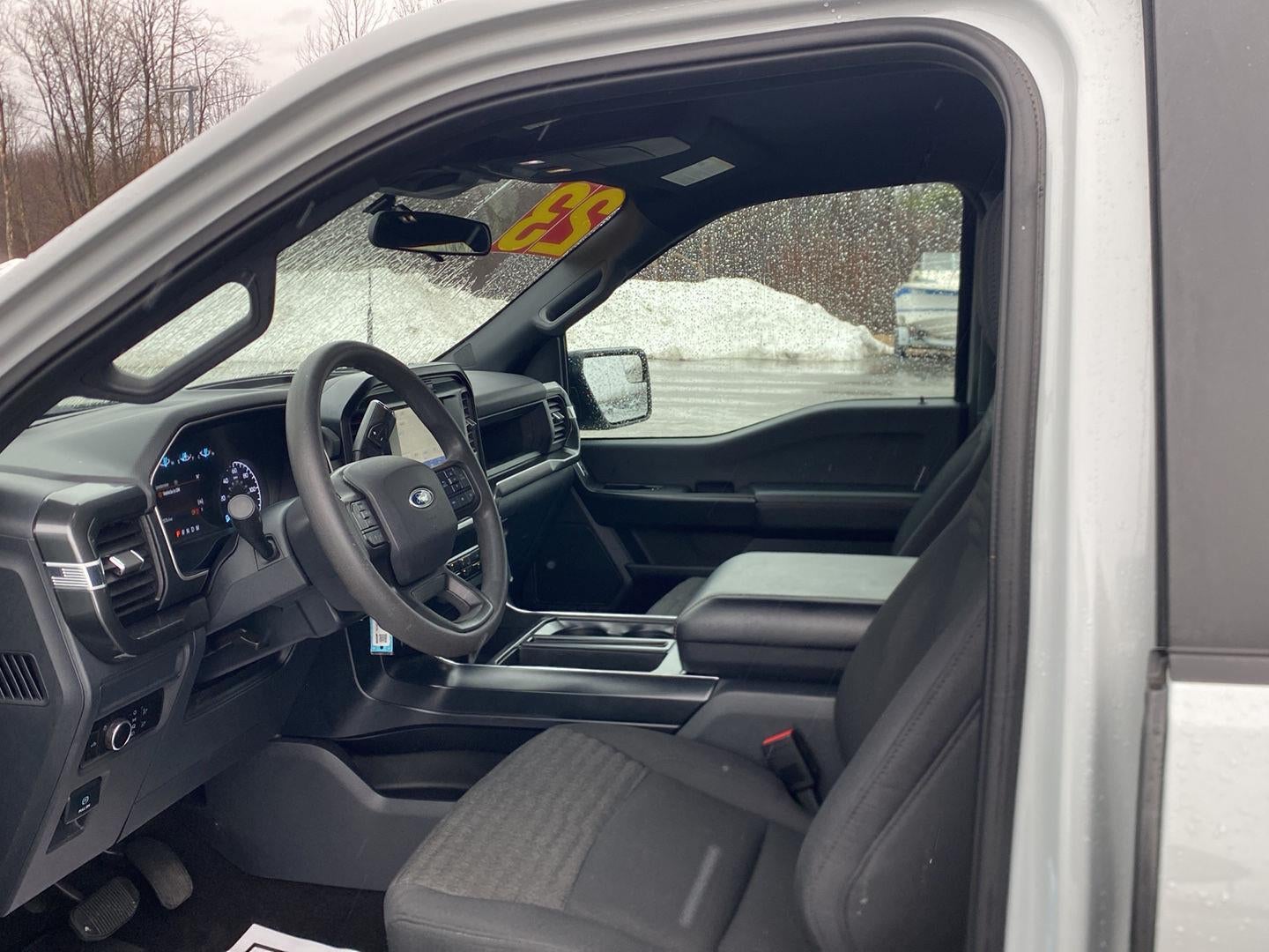 2023 Ford F-150 XL 4WD SuperCrew 5.5' Box