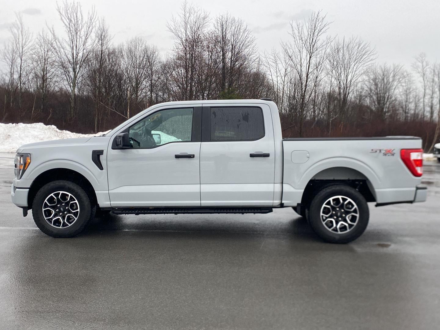 2023 Ford F-150 XL 4WD SuperCrew 5.5' Box
