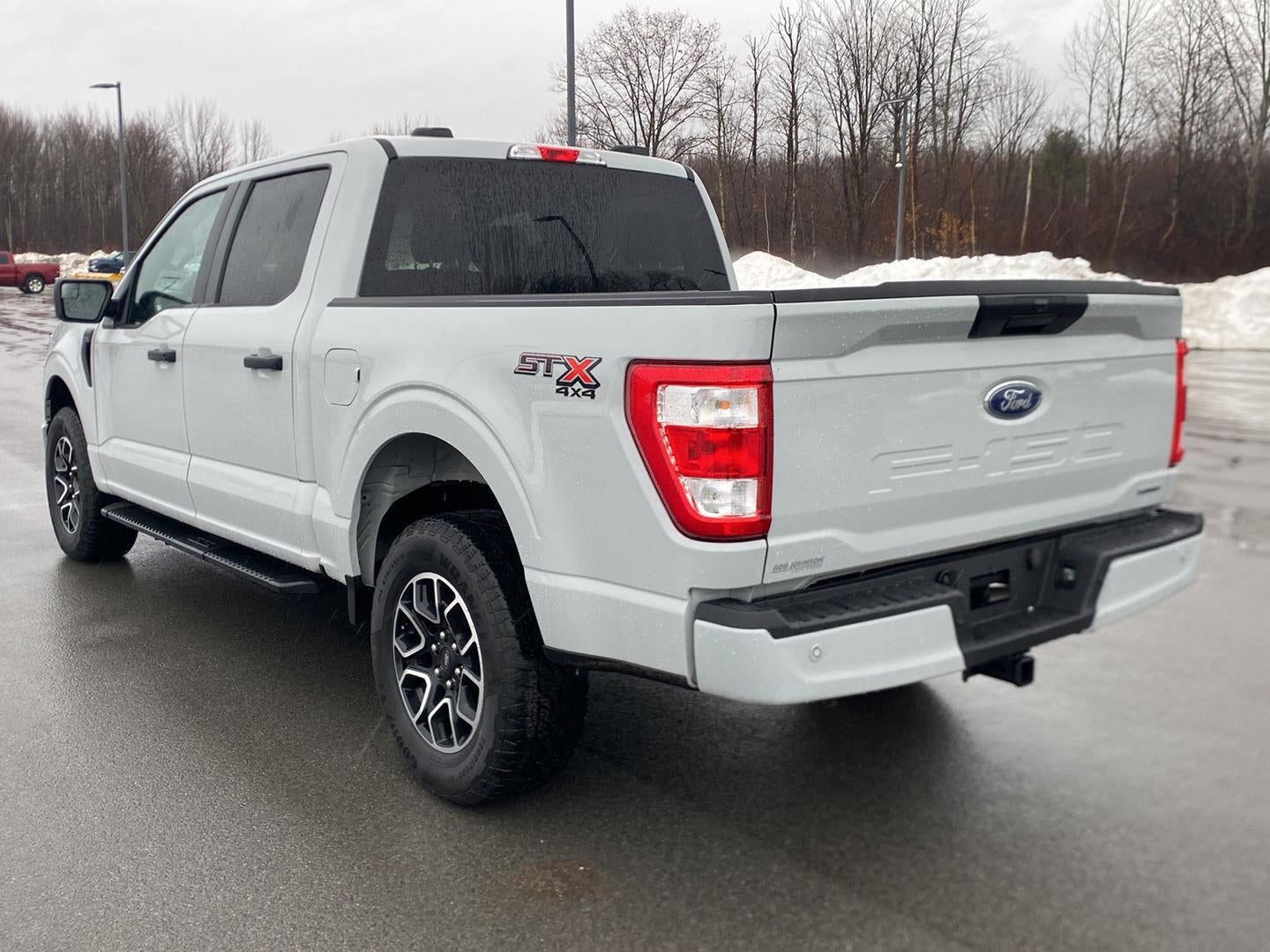 2023 Ford F-150 XL 4WD SuperCrew 5.5' Box