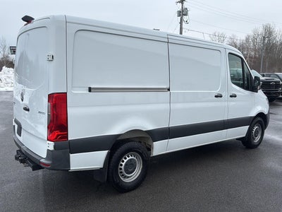 2022 Mercedes-Benz Sprinter Cargo Van 2500 Standard Roof V6 144 RWD