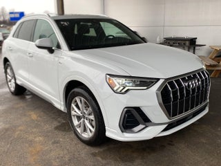 2025 Audi Q3 S line Premium