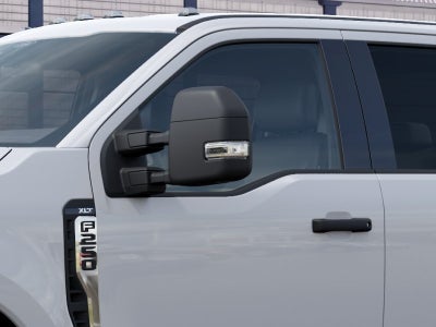 2027 Ford Super Duty F-250® XLT
