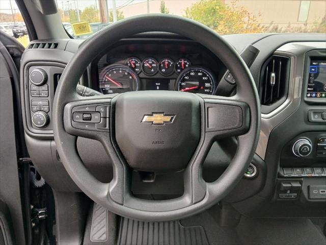 2024 Chevrolet Silverado Custom