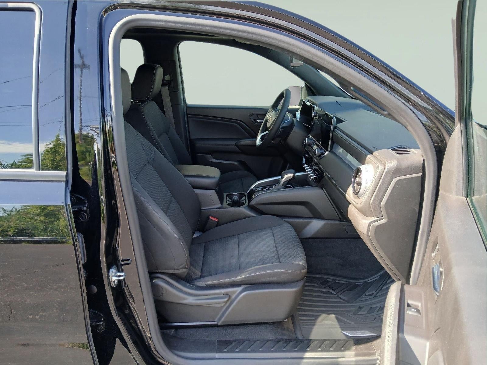 2023 Chevrolet Colorado 4WD LT