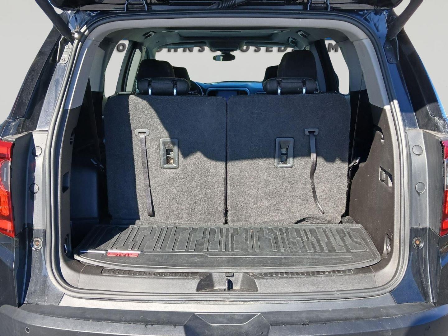 2020 GMC Acadia AT4