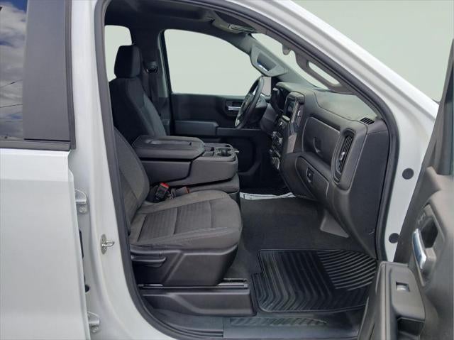 2024 Chevrolet Silverado Custom