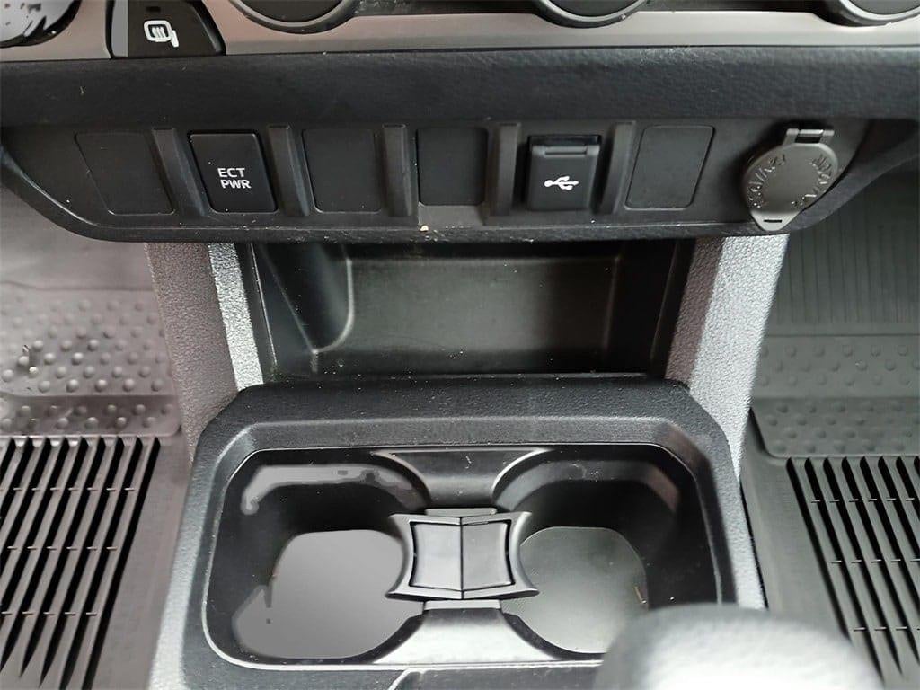 2023 Toyota Tacoma SR V6