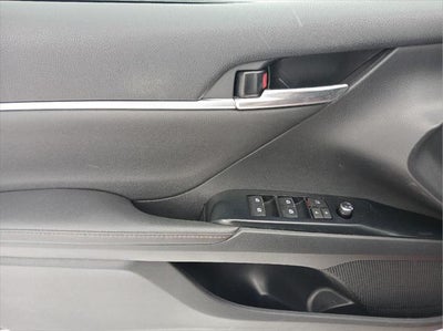 2019 Toyota CAMRY XLE