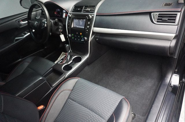 2015 Toyota CAMRY LE
