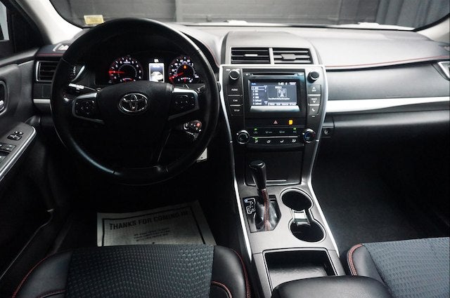 2015 Toyota CAMRY LE