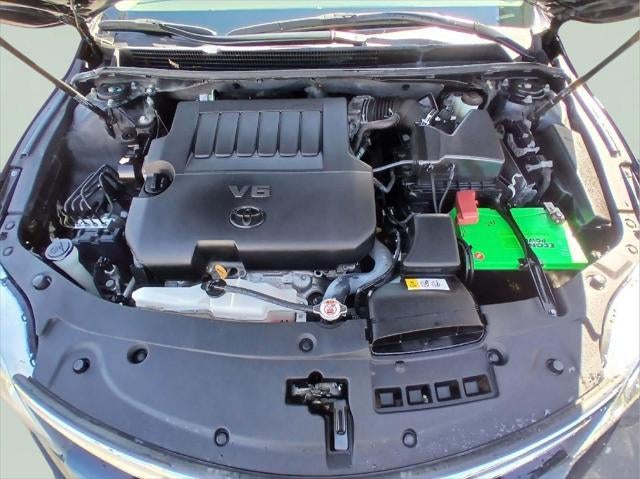 2018 Toyota AVALON Limited