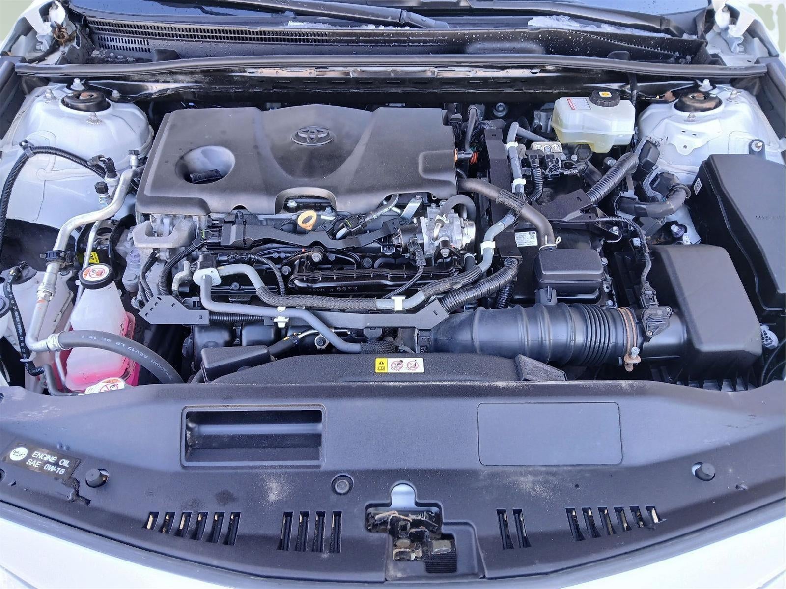 2022 Toyota CAMRY Hybrid LE