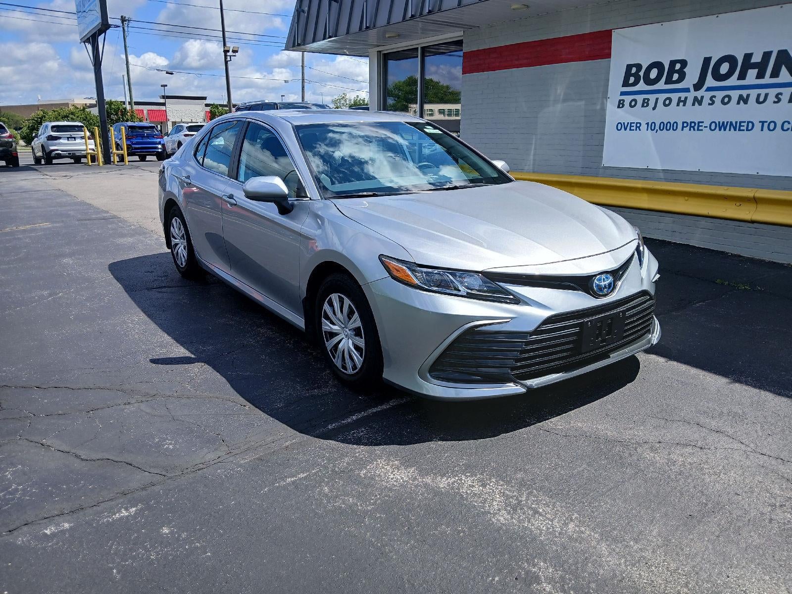 2024 Toyota Camry Hybrid LE