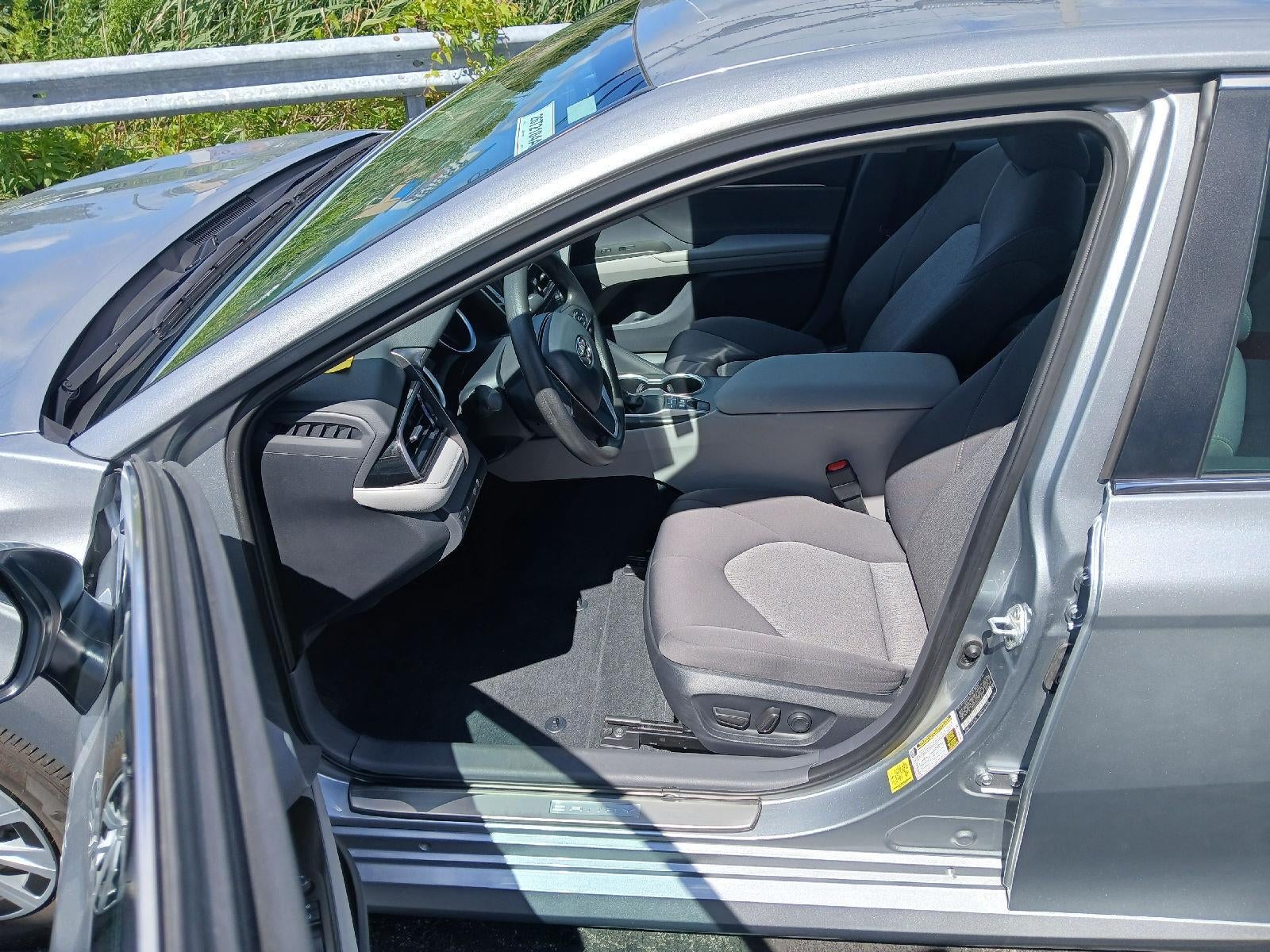 2024 Toyota Camry Hybrid LE